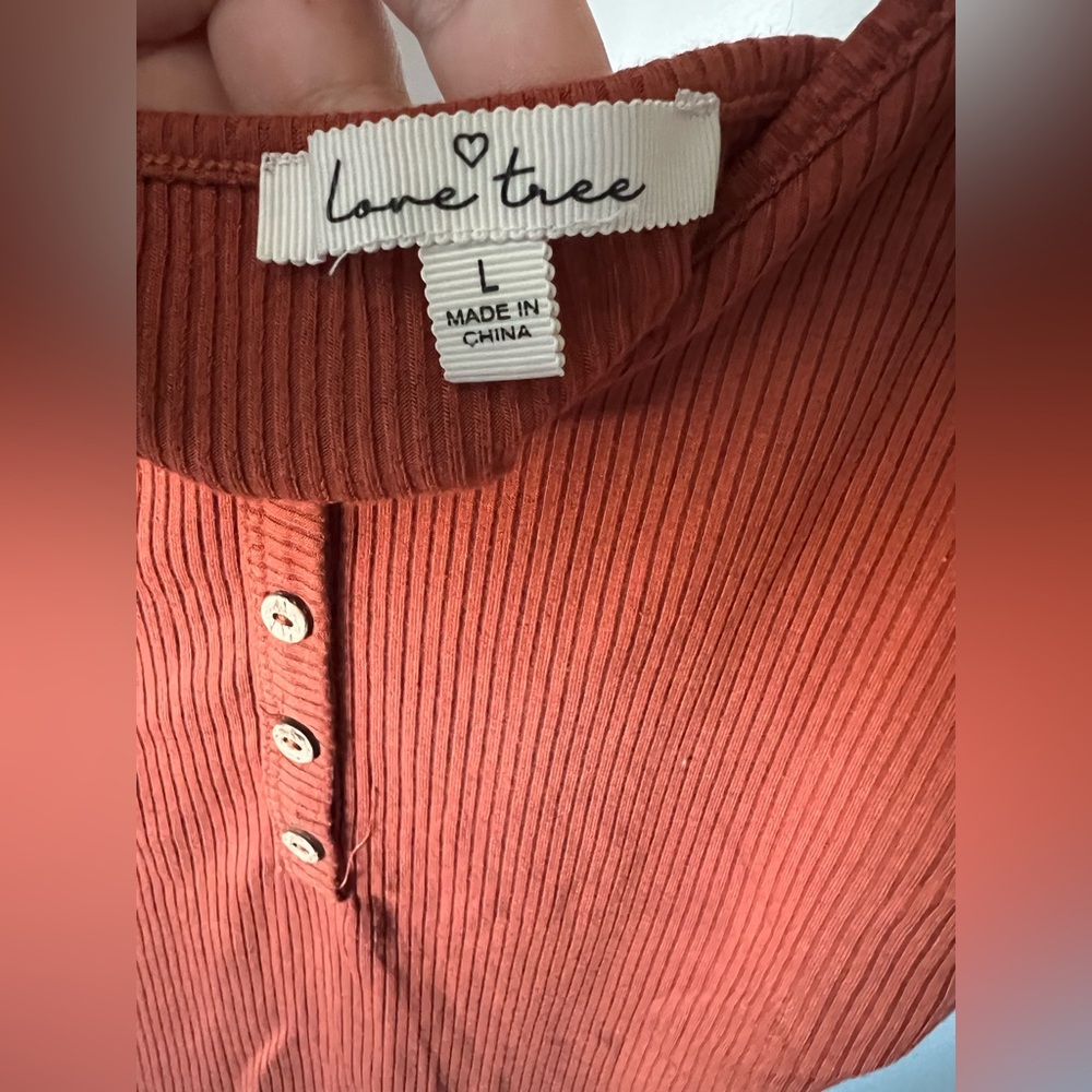 Orange tank top - Picture 3 of 3
